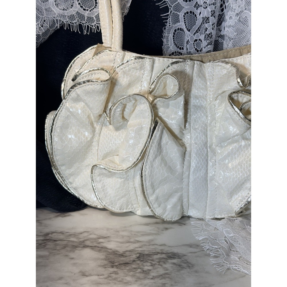 SR SQUARED BY SONDRA ROBERTS LAYERED RUFFLES SNAKESKIN TEXTURE HANDBAG (A2958) - Picture 6 of 12